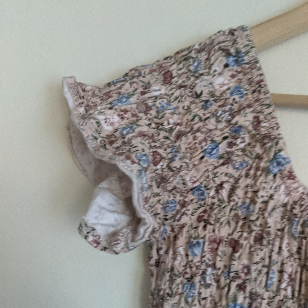 One Step Up Floral Romper Large - Picture 5 of 7